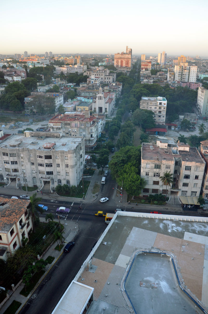 Cuba, La Habana - Habana Libre