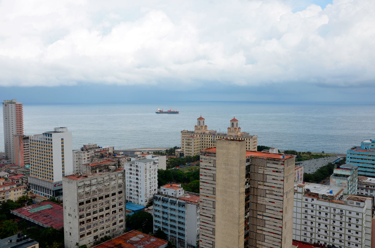 Cuba, La Habana - Habana Libre