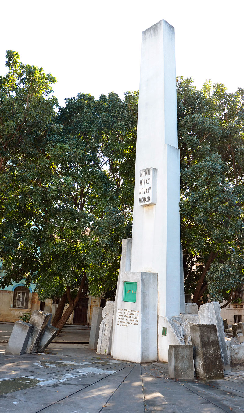 Cuba, La Habana - Monumento a Mella