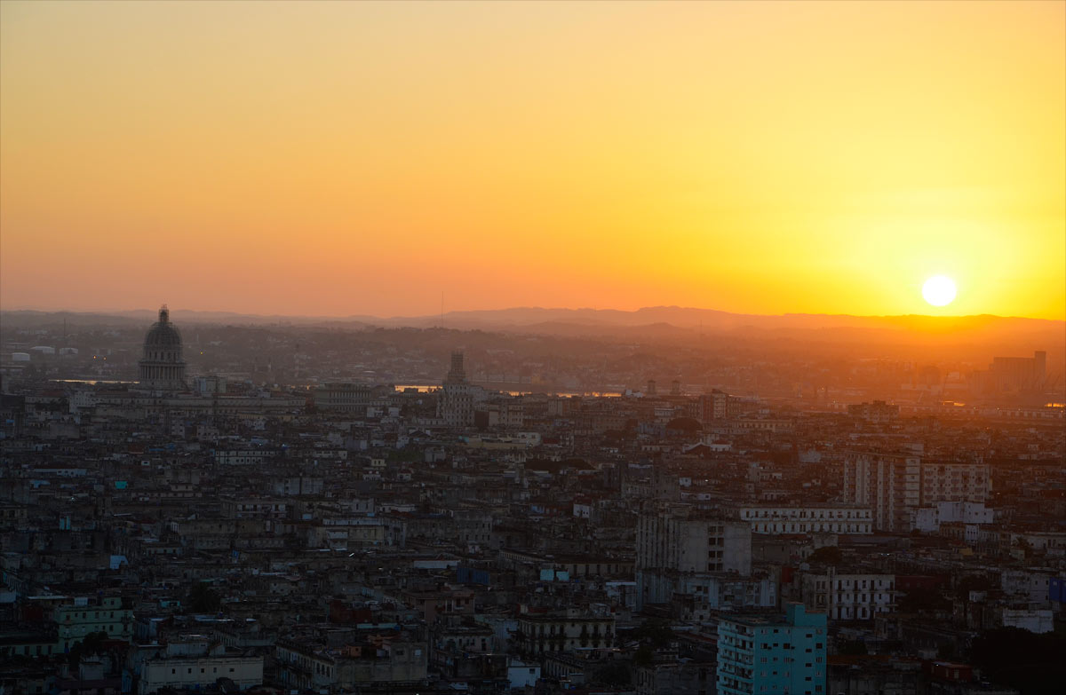 Cuba, La Habana - Habana Libre